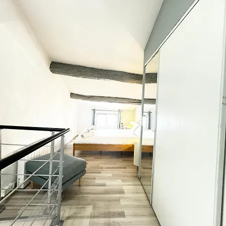 Loge De L'opera A 200 M Du Palais Des Papes Avignon